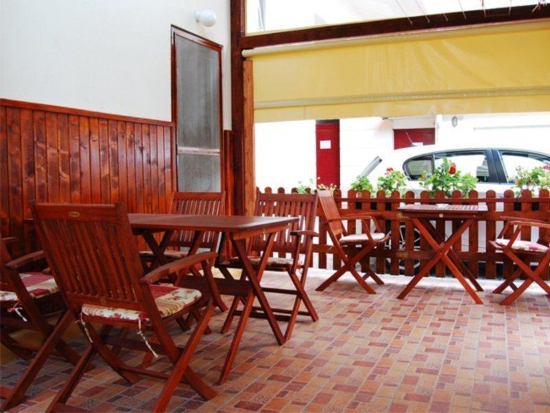 Voyager Bed & Breakfast Novi Sad Exterior photo