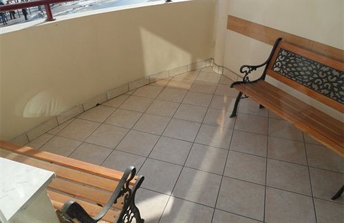Voyager Bed & Breakfast Novi Sad Exterior photo