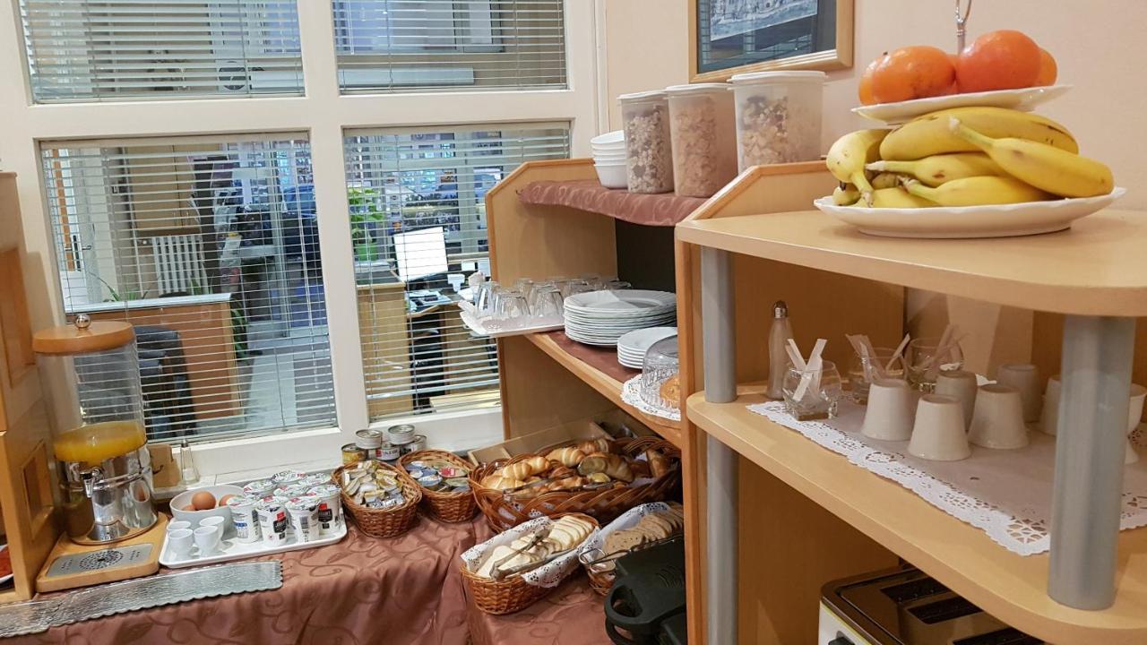 Voyager Bed & Breakfast Novi Sad Exterior photo